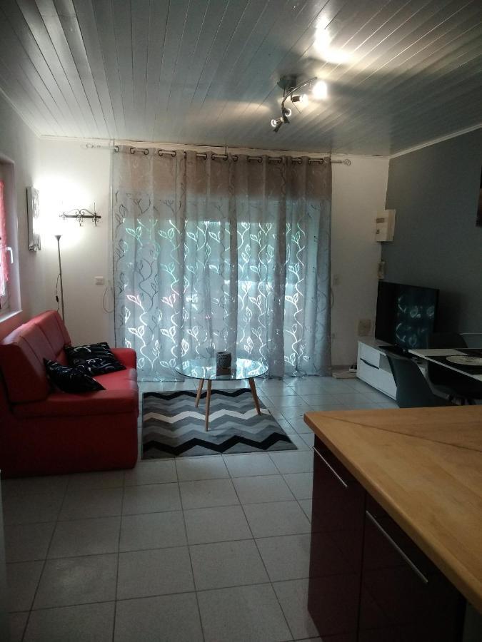 Valréas Appartements Et מראה חיצוני תמונה