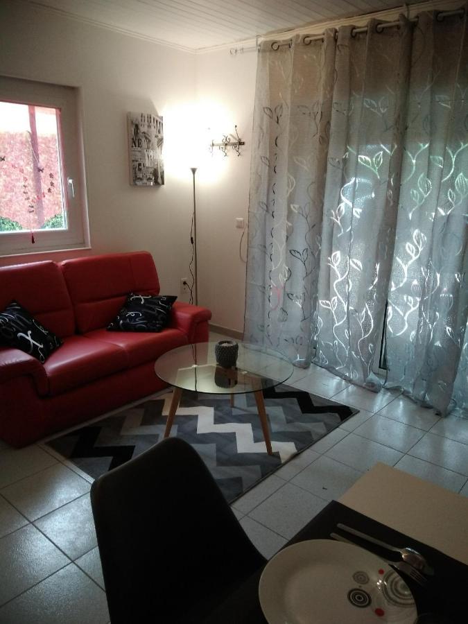 Valréas Appartements Et מראה חיצוני תמונה
